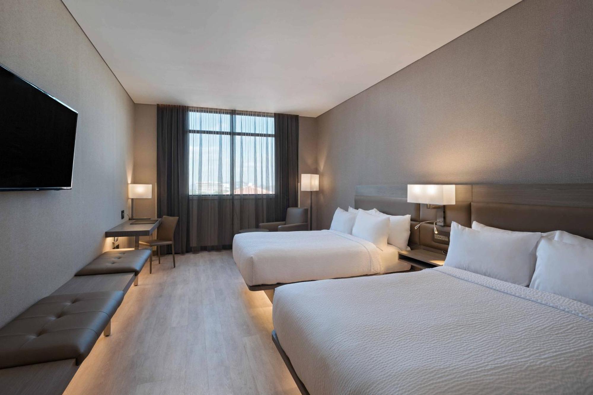 Ac Hotels By Marriott Ciudad Guatemala Eksteriør billede